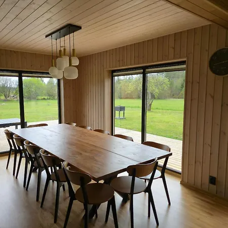 Rauna Puhkemaja Holiday home *