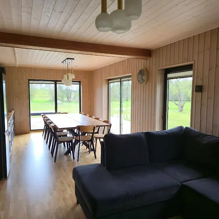 Rauna Puhkemaja Vakantiehuis *
